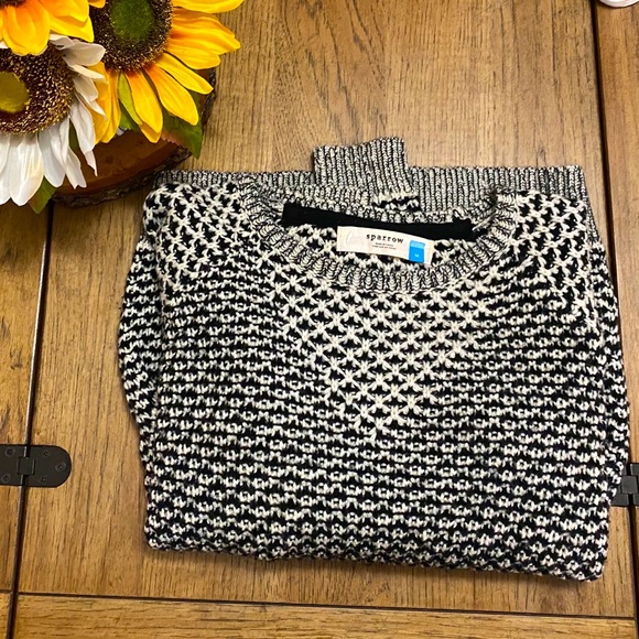 Anthropologie Pullover Sweater - Picture 2 of 4